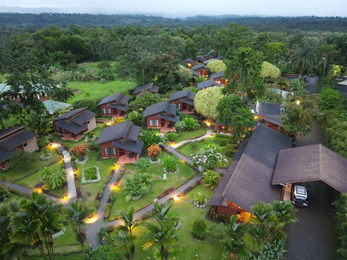 Hotel El Silencio Del Campo La Fortuna Exterior foto